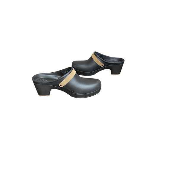 Crocs Women’s Sarah Espresso Brown Suede Leather Belted Slip On Mules Clogs Sz 9 - Picture 2 of 3